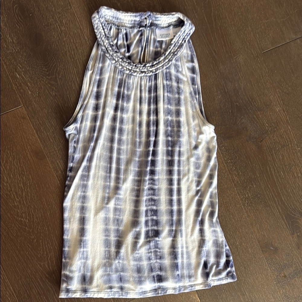 White and Navy Blue Sleeveless Tank Top with Gathered Neckline